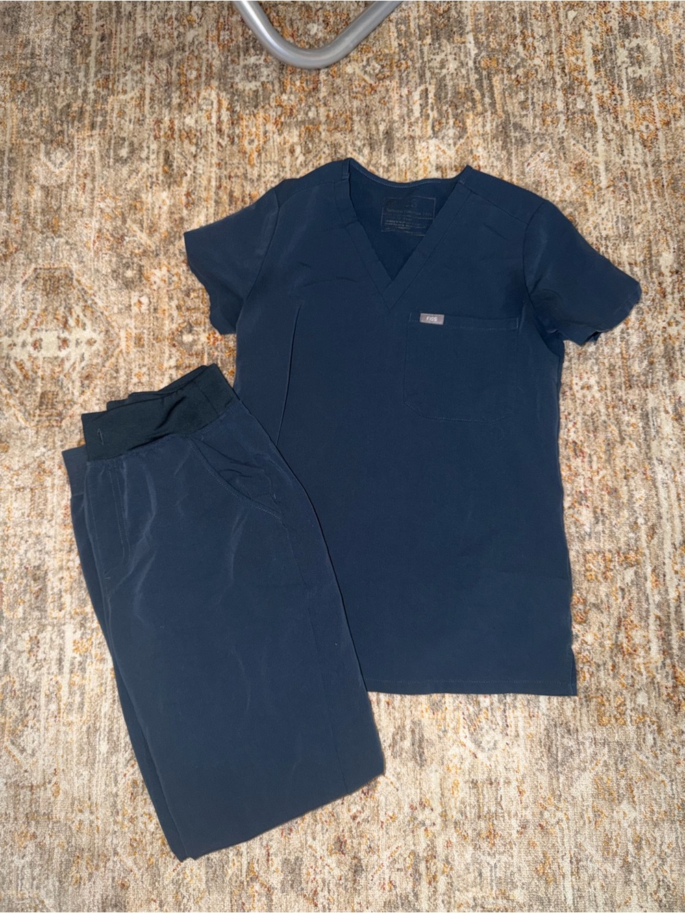 Figs V-Neck Scrub Top and Drawstring Pants Set size XXS/XS in Dark Harbor